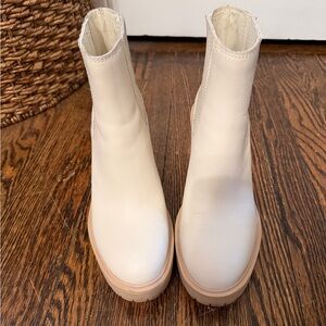 Dolce Vita Caster h20 bootie